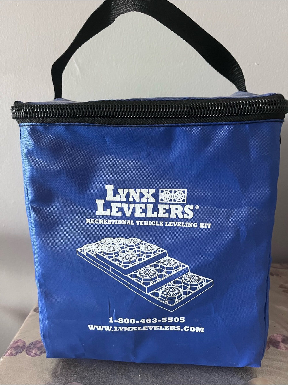 Recreational Vehicle Leveling Kit - Blue